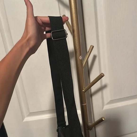 French Connection Black Crossbody Bag - Picture 10 of 11